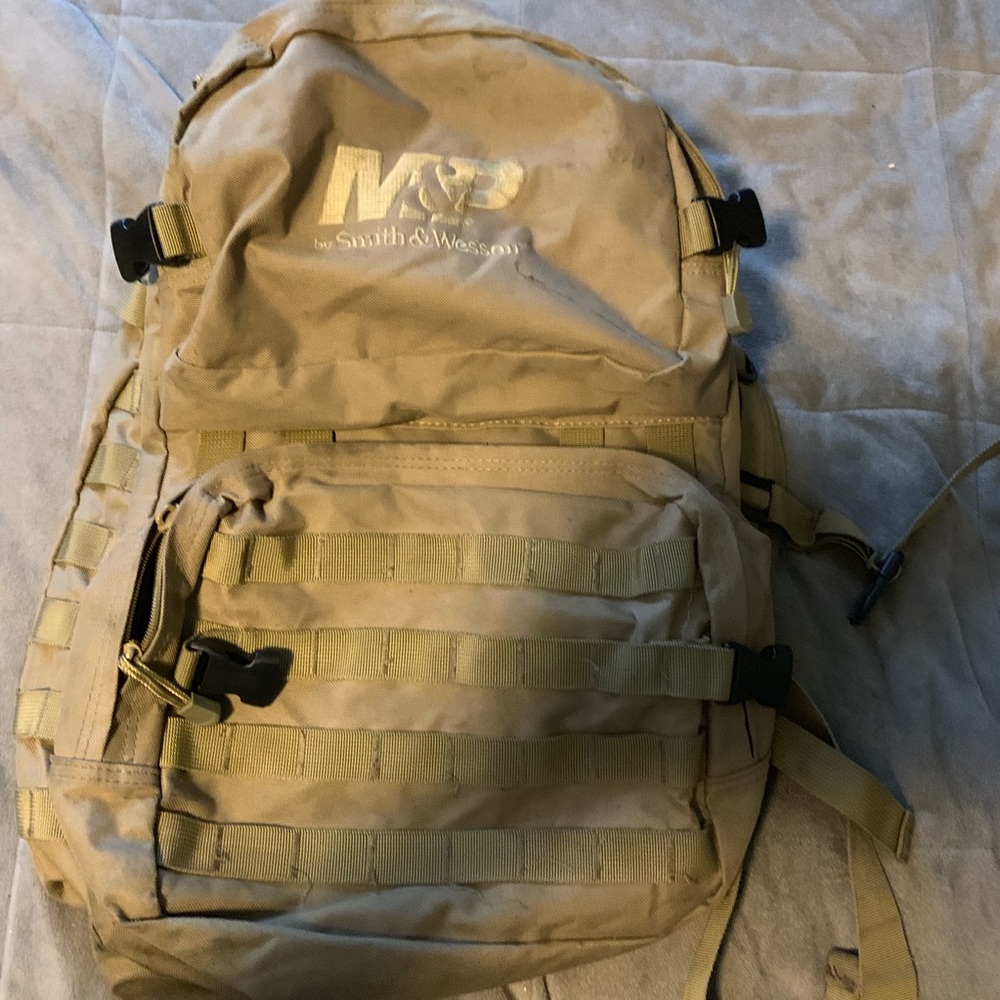 Smith & Wesson Tactical Backpack - image 3